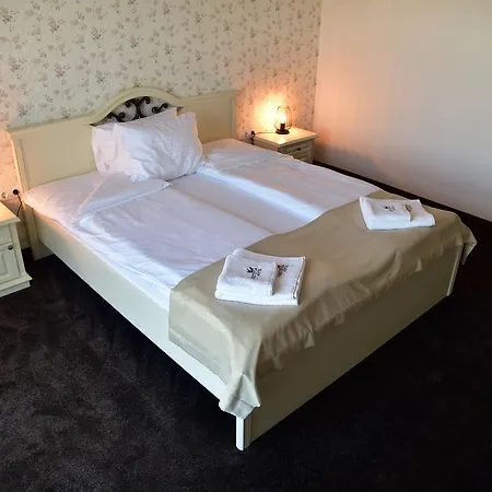 Otel Hesteya