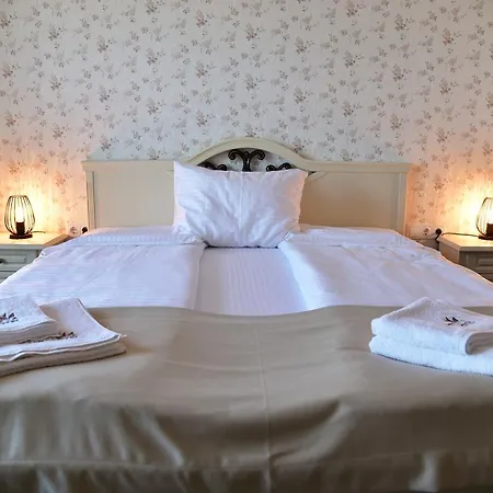 Otel Hesteya